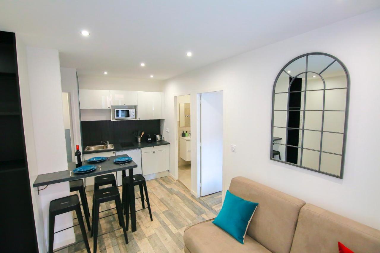 La Montgolfiere, T2 Hypercentre Chic Et Cosy, Wifi Par Sovalfi Apartman Saint-Etienne  Kültér fotó